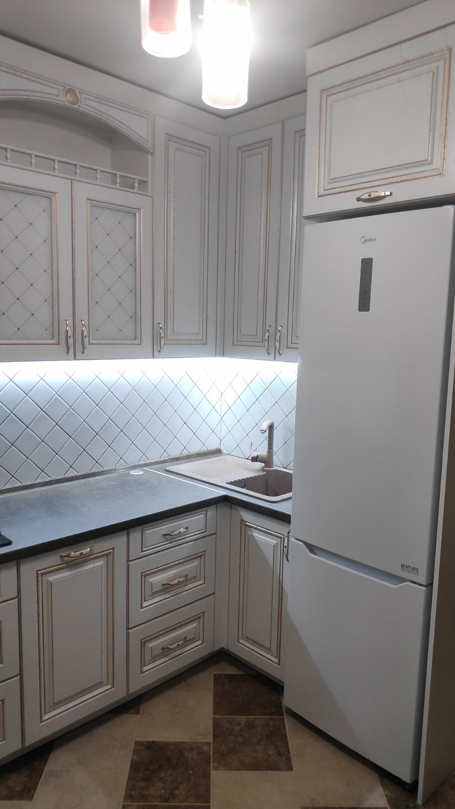 Кухни по индивидуальным размерам. Качественные фасады, хорошая фурнитура. 