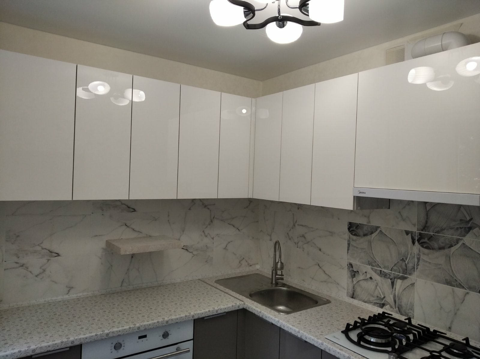 Кухни индивидуально. Запишитесь на замер 234-555-2