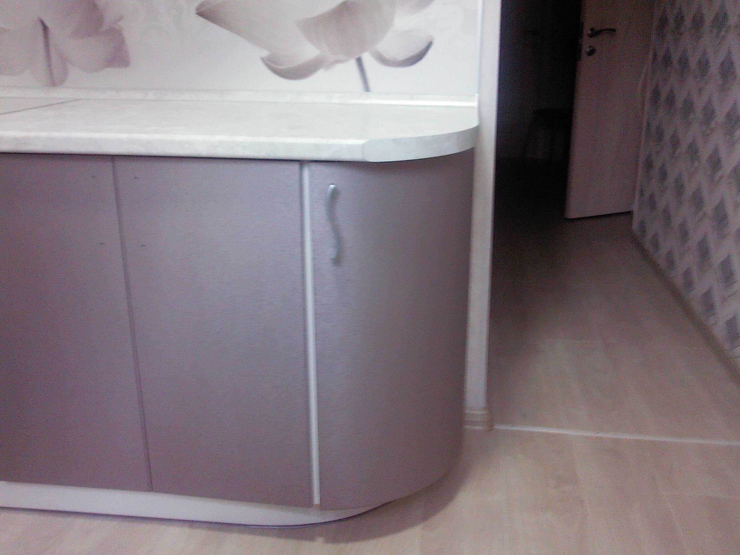 Изготовление разных кухонь по индивидуальным размерам