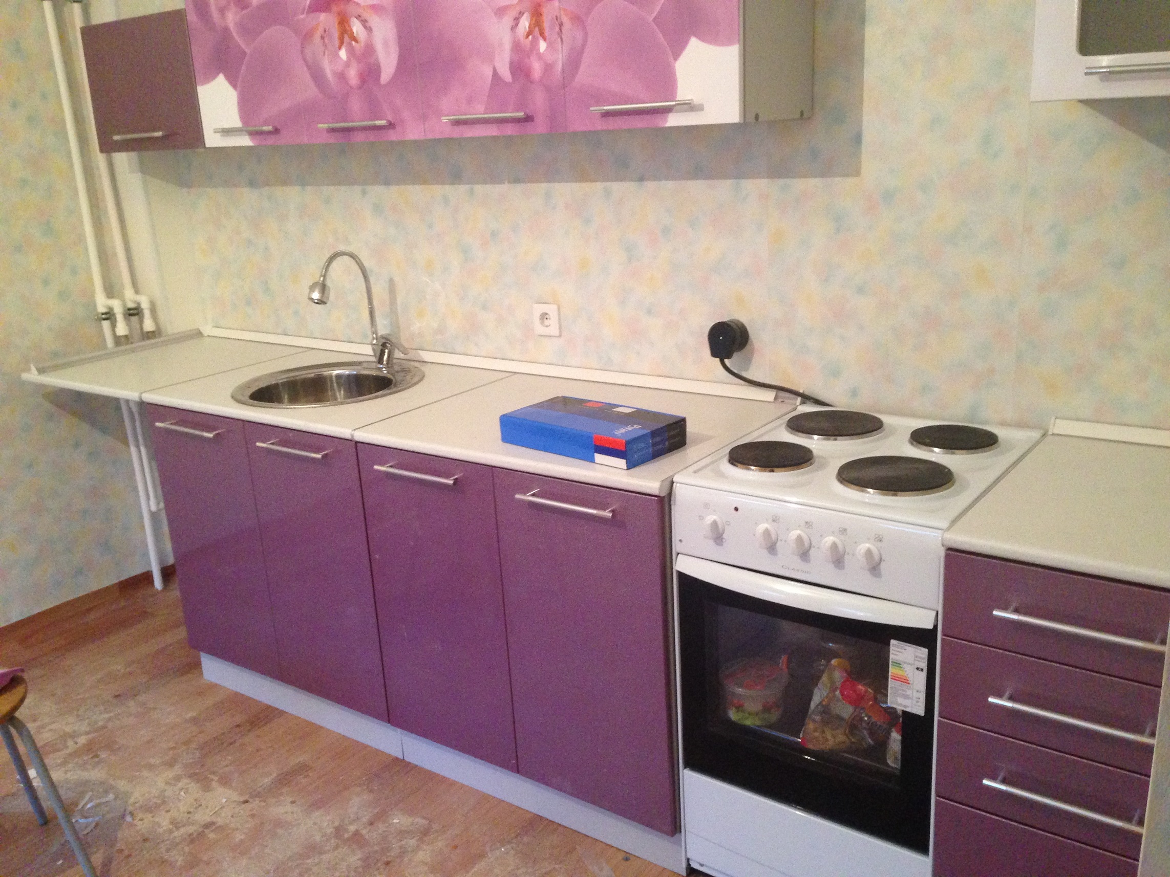 Купить кухню прямую или угловую недорого можно в нашем магазине