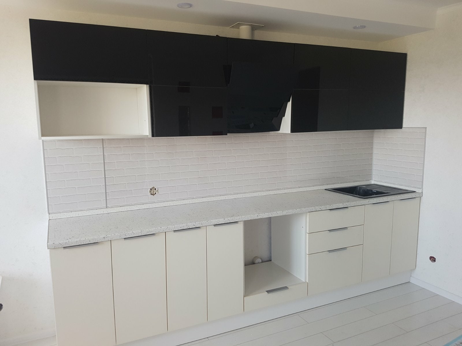 Кухни индивидуально. Запишитесь на замер 234-555-2