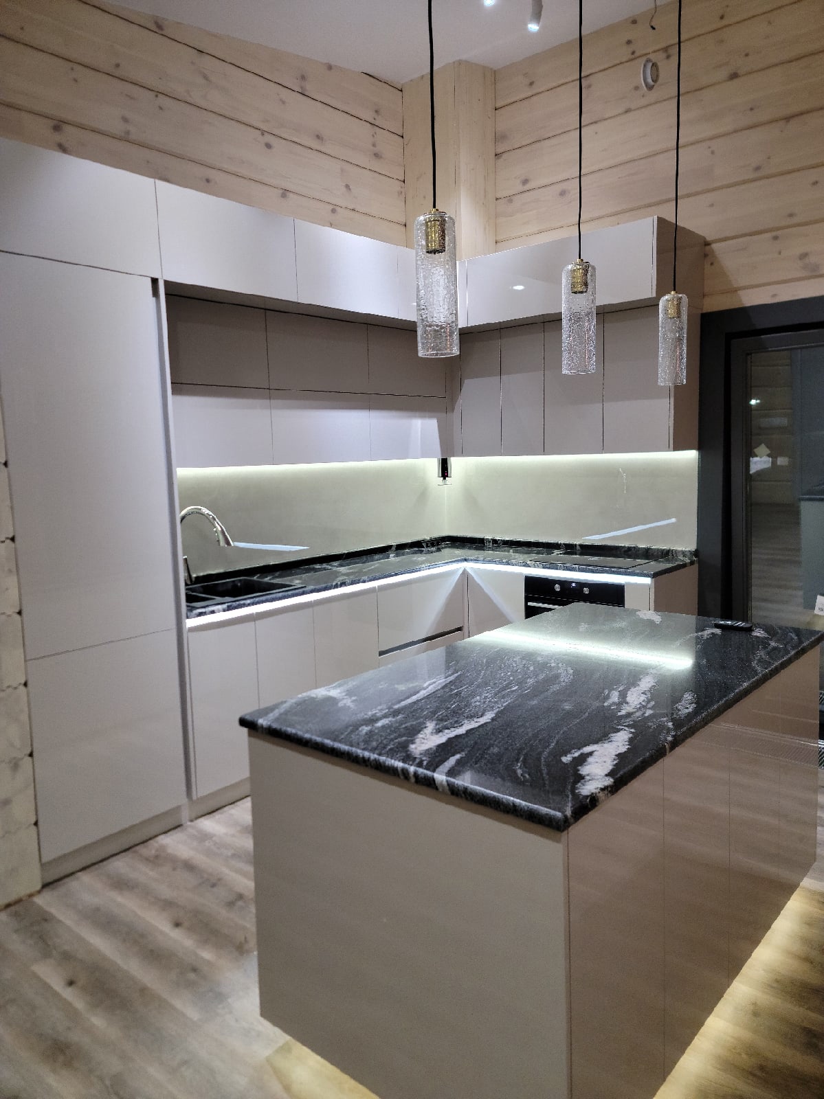 Кухня на заказ от производителя 234-555-2